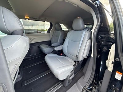 2023 Toyota Sienna XLE 7 Passenger