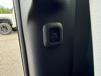 2023 Toyota Sienna XLE 7 Passenger