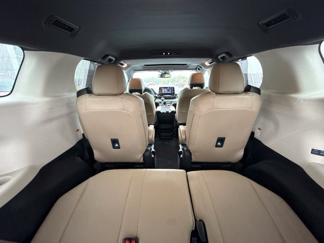 2024 Toyota Sienna XLE 7 Passenger