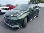 2024 Toyota Sienna XLE 7 Passenger