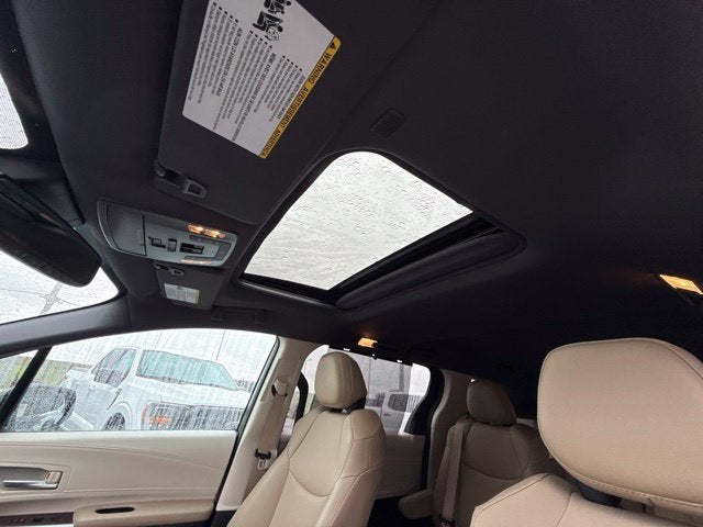 2024 Toyota Sienna XLE 7 Passenger