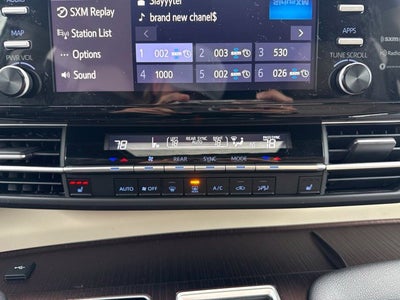 2024 Toyota Sienna XLE 7 Passenger