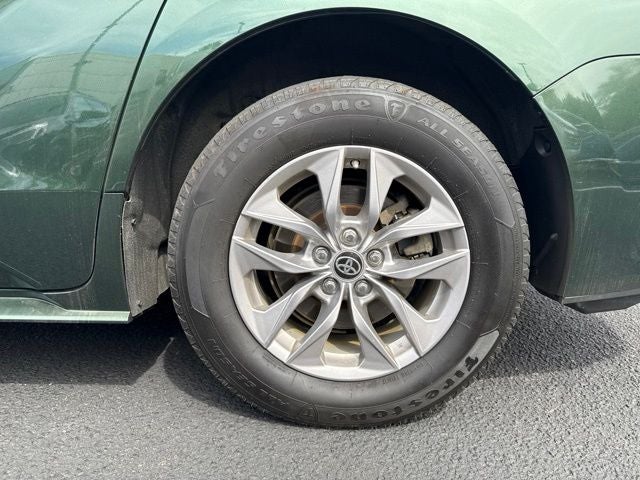 2024 Toyota Sienna XLE 7 Passenger