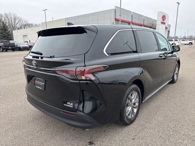 2024 Toyota Sienna XLE 7 Passenger