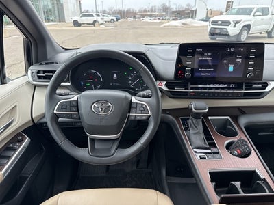 2024 Toyota Sienna XLE 7 Passenger