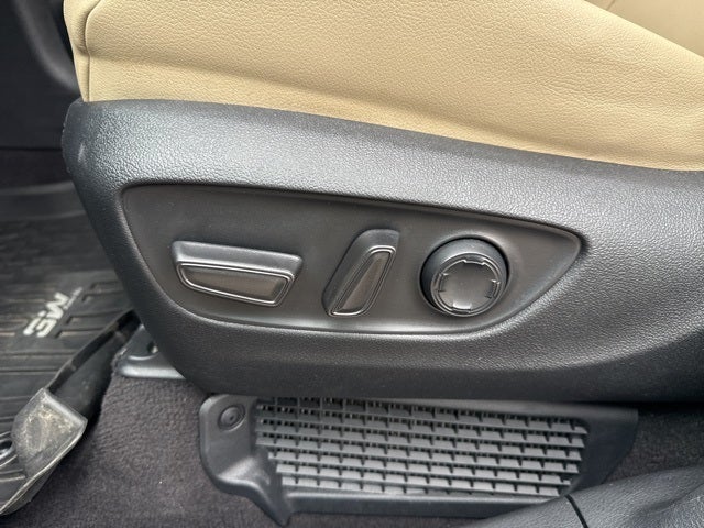 2024 Toyota Sienna XLE 7 Passenger