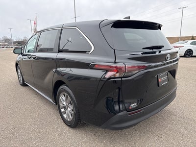 2024 Toyota Sienna XLE 7 Passenger