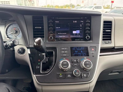 2020 Toyota Sienna XLE 8 Passenger