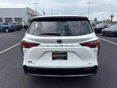2026 Toyota Sienna Limited 7 Passenger