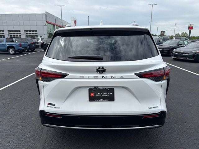 2026 Toyota Sienna Limited 7 Passenger
