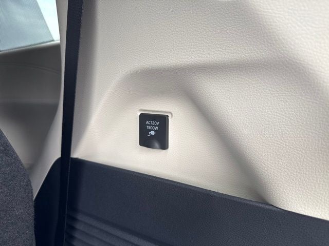 2026 Toyota Sienna Limited 7 Passenger