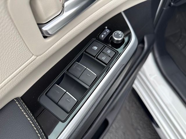 2026 Toyota Sienna Limited 7 Passenger