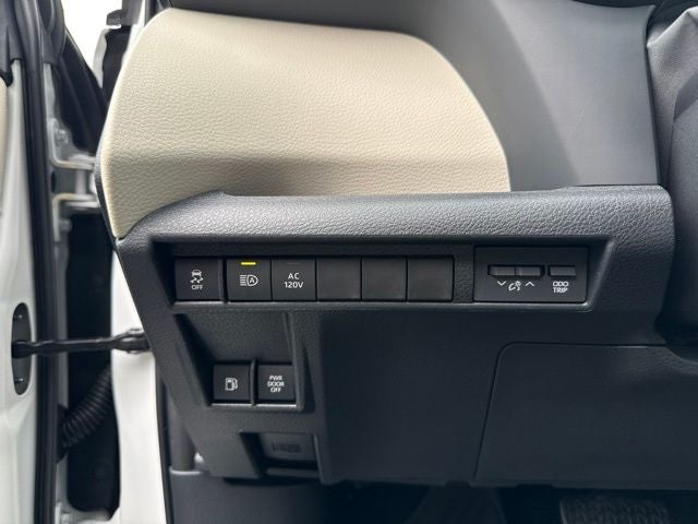 2026 Toyota Sienna Limited 7 Passenger