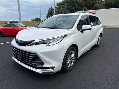 2026 Toyota Sienna Limited 7 Passenger