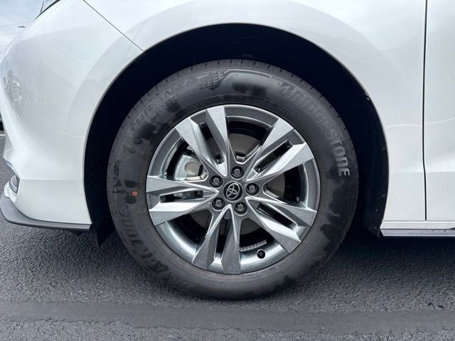 2026 Toyota Sienna Limited 7 Passenger