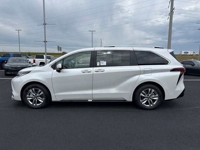 2026 Toyota Sienna Limited 7 Passenger