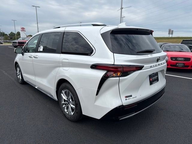 2026 Toyota Sienna Limited 7 Passenger