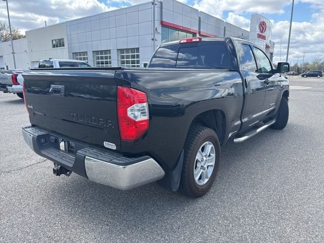 2017 Toyota Tundra SR5