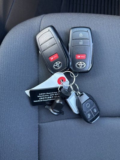 2023 Toyota Corolla Cross LE