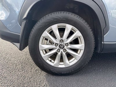 2024 Toyota Corolla Cross LE