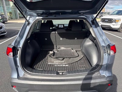2024 Toyota Corolla Cross LE