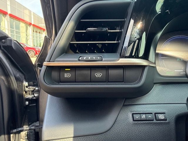 2023 Toyota Crown Limited