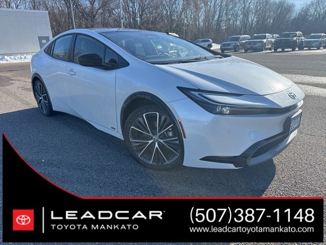 2025 Toyota Prius XLE