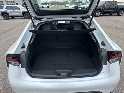 2025 Toyota Prius XLE