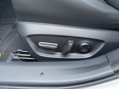 2025 Toyota Prius XLE