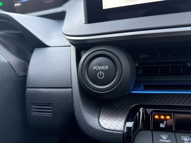 2025 Toyota Prius XLE