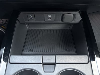 2025 Toyota Prius XLE