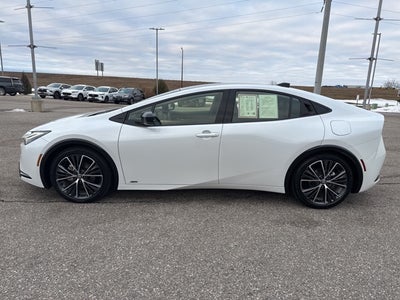 2025 Toyota Prius XLE