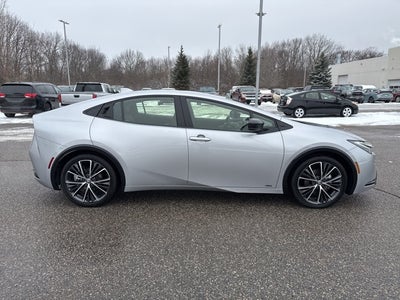 2025 Toyota Prius XLE