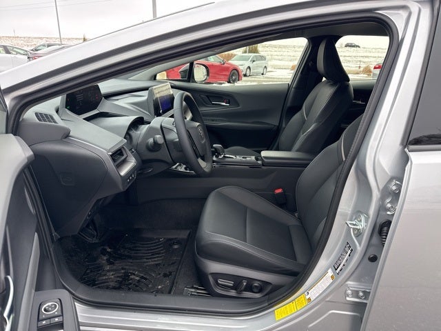 2025 Toyota Prius XLE