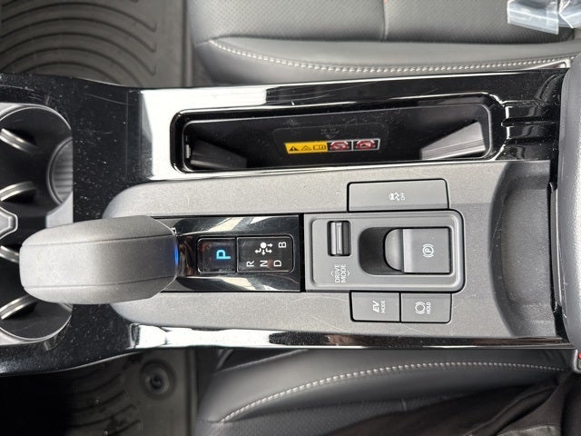 2025 Toyota Prius XLE