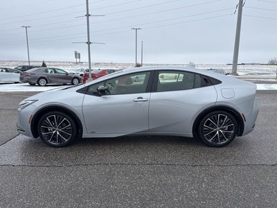 2025 Toyota Prius XLE
