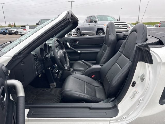 2002 Toyota MR2 Spyder Base