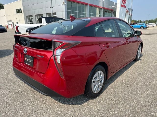 2016 Toyota Prius Two