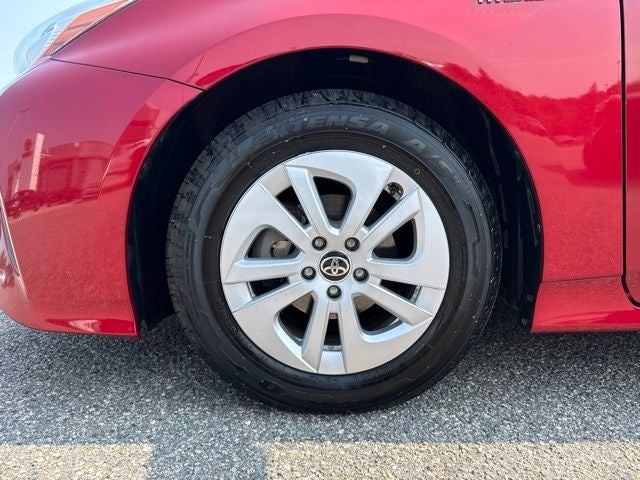 2016 Toyota Prius Two