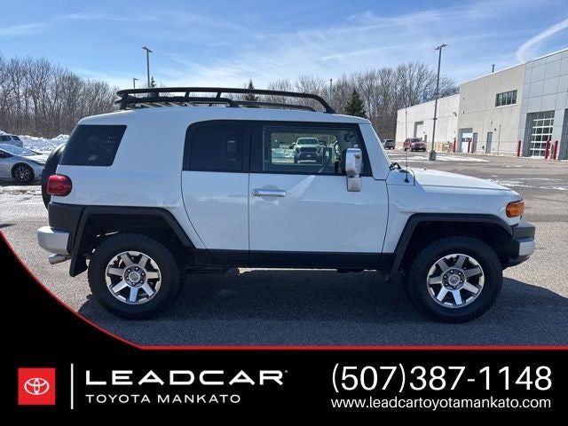 2014 Toyota FJ Cruiser Base