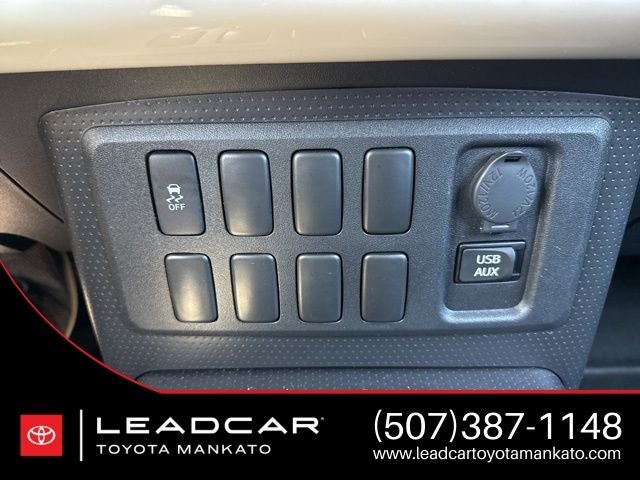 2014 Toyota FJ Cruiser Base