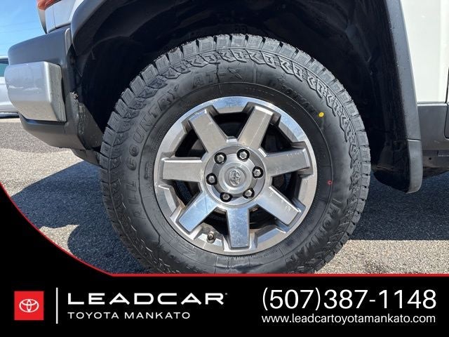 2014 Toyota FJ Cruiser Base