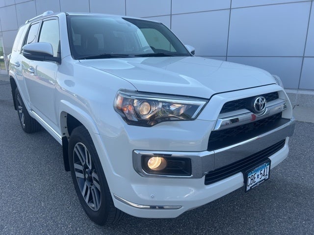 Used 2018 Toyota 4Runner Limited with VIN JTEBU5JR0J5535403 for sale in Mankato, Minnesota