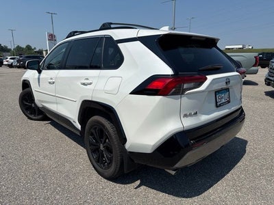 2022 Toyota RAV4 Hybrid SE