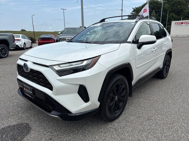 2022 Toyota RAV4 Hybrid SE