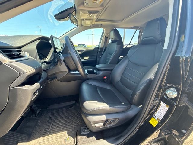 2023 Toyota RAV4 Hybrid XLE Premium