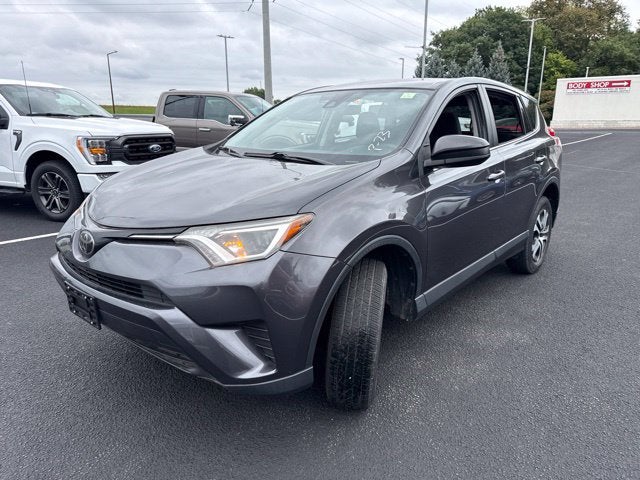 Used 2018 Toyota RAV4 LE with VIN JTMZFREV1JJ161774 for sale in Mankato, Minnesota