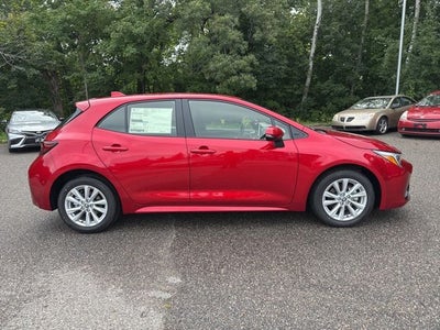 2025 Toyota Corolla Hatchback SE