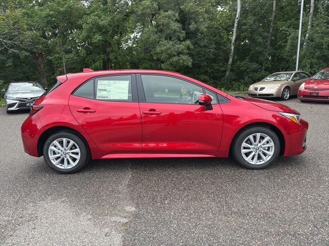2025 Toyota Corolla Hatchback SE