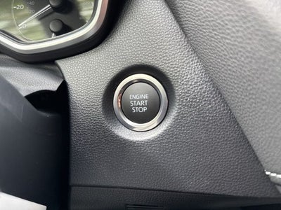 2025 Toyota Corolla Hatchback SE